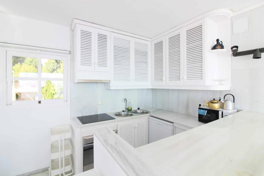 Apartamento Con Piscina - Anfiteatro Калпе Екстериор снимка